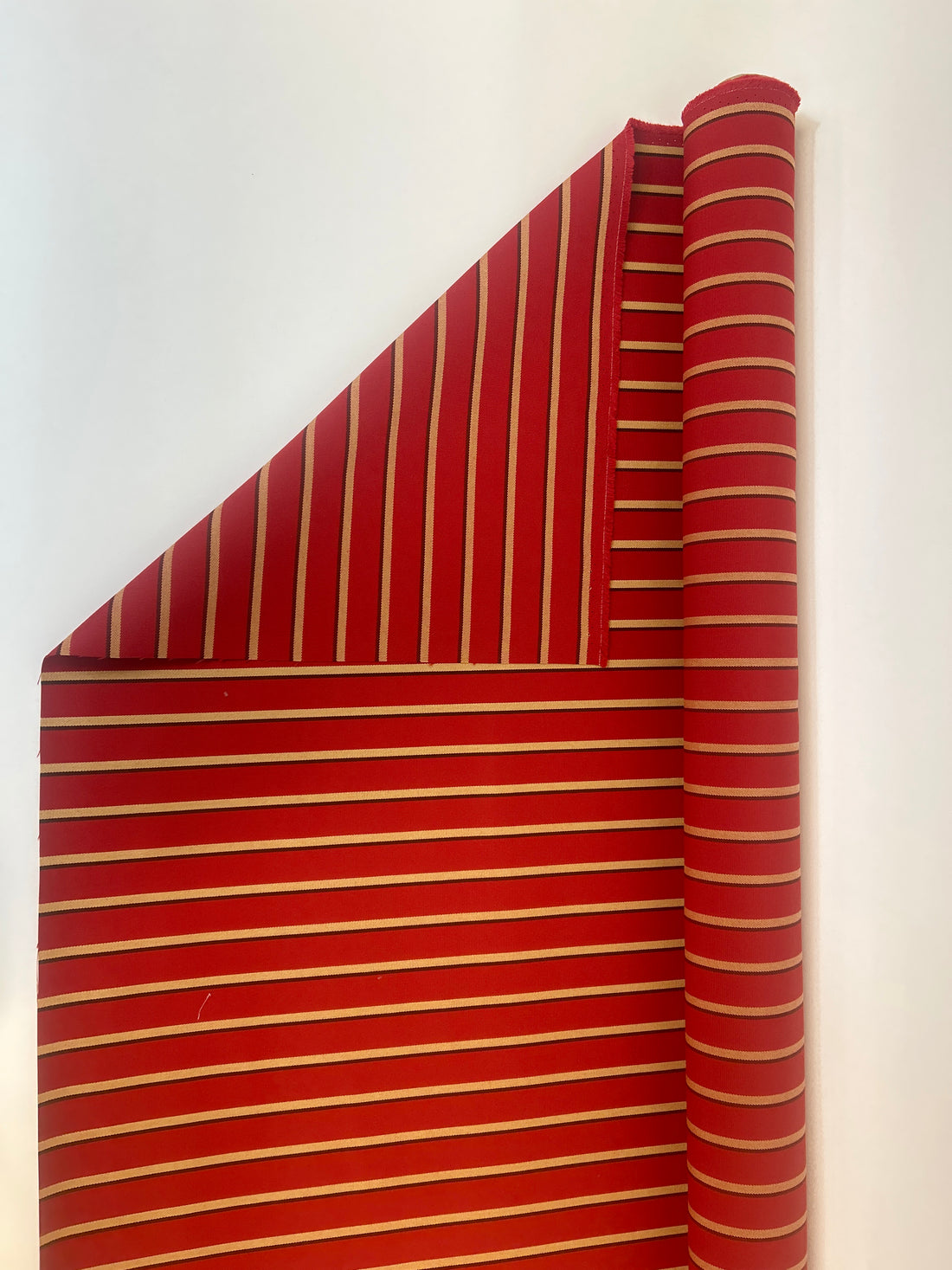 CLEARANCE: Sunbrella - Harwood Crimson - 3 Yards